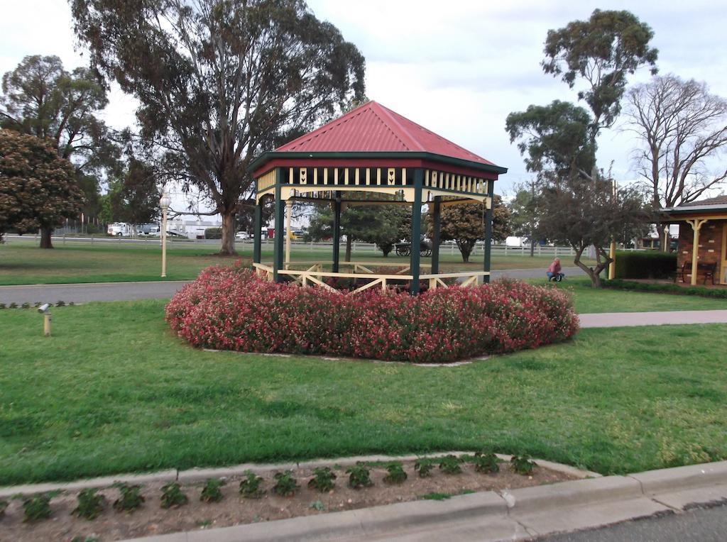 Quality Inn Carriage House Wagga Wagga Exterior foto